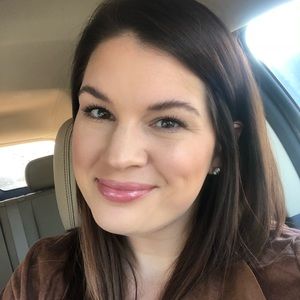 Meet your Posher, Mollye